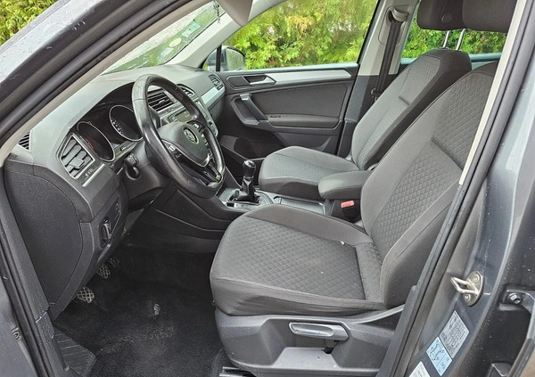 Volkswagen Tiguan cena 31900 przebieg: 138000, rok produkcji 2016 z Chodzież małe 596